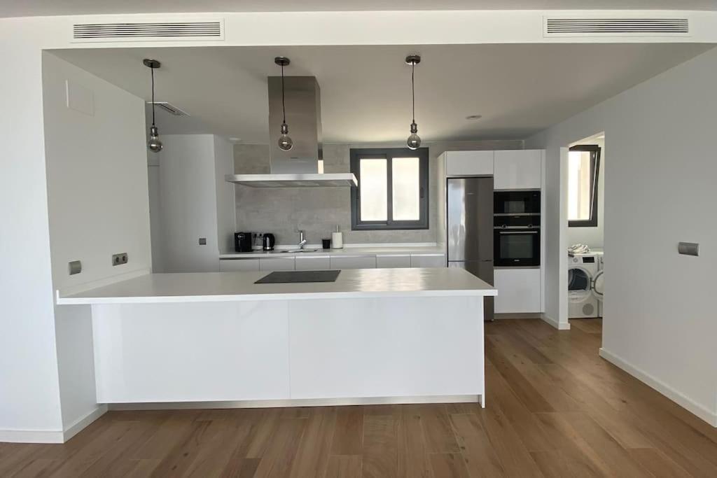 Appartement Luxurious Penthouse With Huge Panoramic Terrace à San Roque  Extérieur photo
