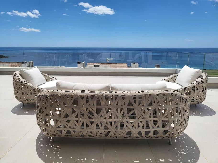 Appartement Luxurious Penthouse With Huge Panoramic Terrace à San Roque  Extérieur photo