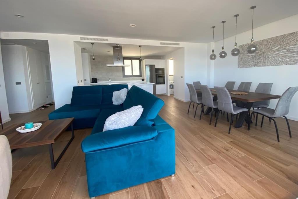 Appartement Luxurious Penthouse With Huge Panoramic Terrace à San Roque  Extérieur photo